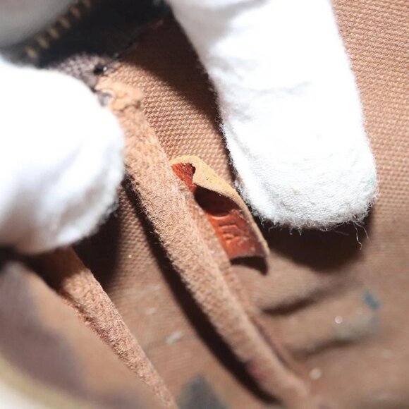 LOUIS VUITTON Monogram Pochette Accessoires Pouch - Picture 14 of 16